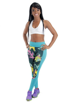 CALÇA LEG ISABELA CONFECCIONADA EM SUPLEX LISO E ESTAMPADO, SEU DETALHE ESTAMPADO DA TODO CHARME A PEÇA. LINDA E NA MODACUIDADOS:-Não alvejar;-Não deixar de molho;-Não... 