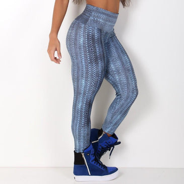 Calça fitnees legging confeccionada em suplex estampado de poliéster. Marca: Carioca Fit Composição: 90% Poliéster e 10% Elastano 