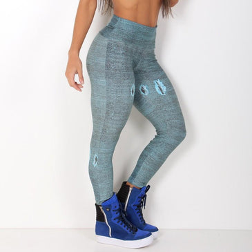 Calça legging feminina para academia fabricada com suplex de poliéster estampado de ótima qualidade e com toque suave e macio. A calça possui cós de altura média... 