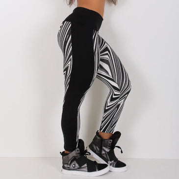 Calça Legging em poliesterMarca: Carioca FitComposição: 90% Poliéster 10% Elastano 
