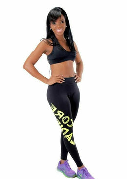 Calça Legging Hard Core confeccionada em suplex  com cós em tecido duplo dobrável, que da firmeza ao abdômen sem deixar de ter conforto podendo ser usada como cintura... 