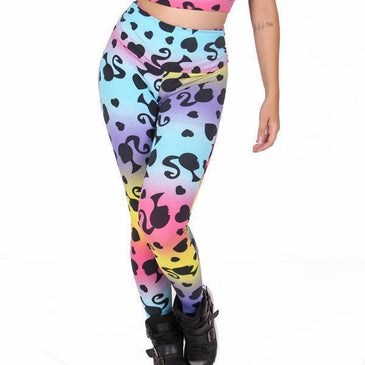 Fusô estampada com cintura franzida nas laterais.Marca: Carioca FitComposição: 90% Poliéster e 10% Elastano 