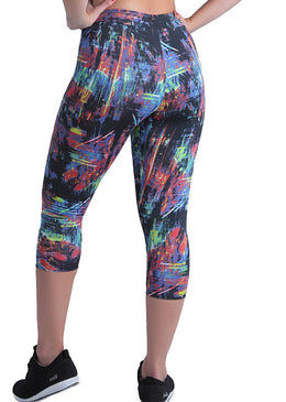 Essa corsário possui a compressão ideal e conforto para a prática de atividades físicas ou no dia a dia. Combina com top ou camiseta.    Composição: 90% poliéster e 10%... 