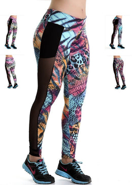 Produto feito com POLIESTER: muito mais qualidade!Calça Fitness Fuso C/ Recorte Lateral Tule Suplex  Estampado, modelando o corpo feminino para correr, caminhar, malhar na Academia, no... 