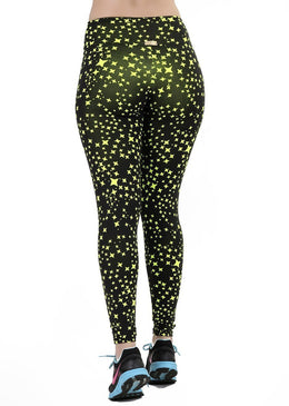  Calça Fitness Poliamida Emy Suplex Estampado modelando o corpo feminino para correr caminhar malhar na Academia no Crossfit Funcional nas aulas de Pilates Ioga aulas... 
