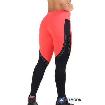 Calça Fusô  fabricada em Suplex de  Poliamida de alta qualidade com recorte em tela e bolso nas laterais e cós  duplo de altura média. Conforto... 