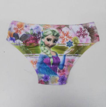 Calcinha em microfibra sublimada com estampas de personagens Infantis Femininos;ex: frozen , princesas, fadas,marcha e o urso Barbie e muitos mais..Personagens de filmes e desenhos animados!!!com Conforto e comodidade... 