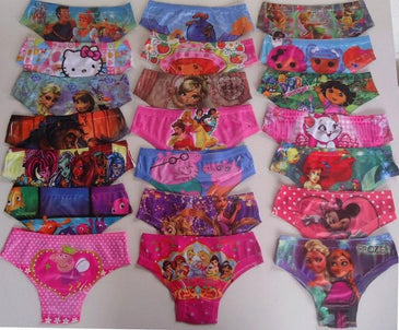 Kit Com 5 Unidades Pode escolher o tamanho. Estampas Variadas Tamanhos:p = 1 a 3 anosm = 4 a 6 anosg = 7 a 9 anosgg = 10... 