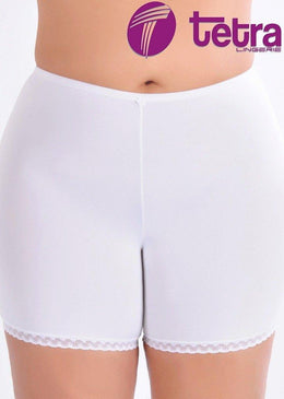 Bermuda de Romantic com Viés de Renda 378 Detalhes do Produto Bermuda de romantic lisa com viés de renda nas pernas, viés liso no cós... 