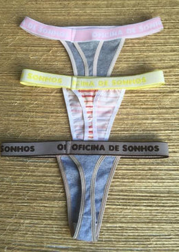 KIT COM 3 TANGAS FIO DENTAL COM ELÁSTICO PERSONALIZADO LARGO CRIANDO ASSIM MUITO CONFORTO PARA QUEM USA.MUITO LEGAL PARA QUEM MALHA E PARA QUEM GOSTA DE... 