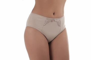 Kit composto por 5 Calçolas de cotton com lindo detalhe de rendaCom forro 100% algodão Somos fabricantes e voce pode lucrar ate 300% com os... 