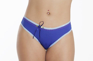 TANGA GRACINHA É CONFECCIONADA EM MICROFIBRA ELÁSTICO ESTAMPADO EM LISTRAS. 
