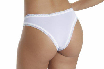 TANGA JESSICA CONFECCIONADA EM MICROFIBRA, ECUIDADOS:-Não alvejar;-Não deixar de molho;-Não passar;-Usar sabão neutro:ESTAMPADA NA FRENTE, ELÁSTICO BORDADO 