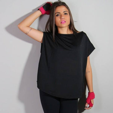Bata fitness feminina confeccionada em tecido Dry Fit.  Marca: CariocaFitmoda 