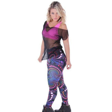 Bata Fitness em Tela com recorte moderno. Ideal para compor o look na hora de malhar ou praticar exercícios ao ar livre. Marca:Carioca FitComposição: 100% Poliamida 