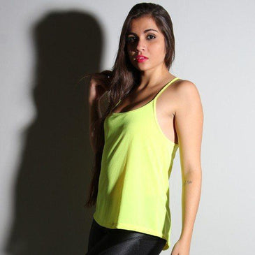 Camiseta básica com alças confeccionada em Dry Fit de poliéster. Marca: Carioca FitComposição: 90% Poliéster e 10% Elastano 