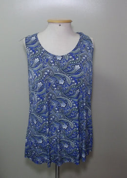 KIT COM 10 BLUSINHAS FEMININA EM MALHA FRIA ESTAMPAS VARIADAS e SEM OPÇÃO DE ESCOLHA TAMANHO ÚNICO QUE VESTE ATÉ 48 Medidas: 66 cm Altura48cm Largura Tecido: LiganeteComposição:96% Poliester04% ElastanoNão usar... 