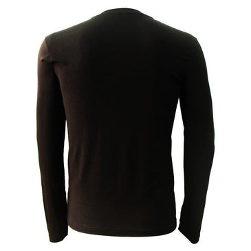 Camiseta confeccionada em viscose e elastano, para garantir a qualidade da peça. Lisa, manga curta, gola V dupla, acabamento em costura no tom e diversas... 