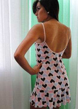 Produto feito em liganete com estampas variadas. A liganete se destaca por manter as cores de suas estampas sempre vivas mesmo depois de varias lavagens.  OBS:... 