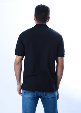 Camisa Polo Slim com fecho na gola em botão.Tecido confortável e ajustado ao corpo sem perder o estilo.SKU: 31620Tabela de medidas:  P Largura..46. Altura..66. M... 