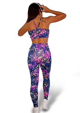 Calça Legging confeccionada em Supplex Poliamida Fitness com fio de elastano da marca Lycra Original de alta qualidade para academia e para o uso no seu dia a dia! Tecido em Supplex... 