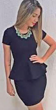 Lindo conjuntinho de blusa peplum bandagem e saia Super Chique.   TamanhosP Comprimento saia 41 Cm Cintura 66cm  Quadril 68     blusa comprimento 55 cmM Comprimento... 