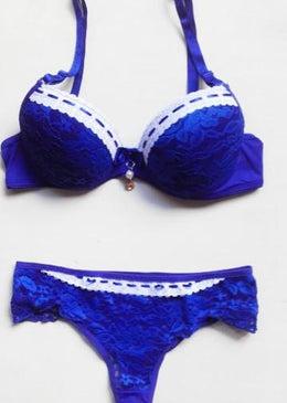 Conjunto possui passa fita em contraste com a cor da renda e da microfibra com fita em cetim, sem escolha na cor da passa fita(contraste)... 