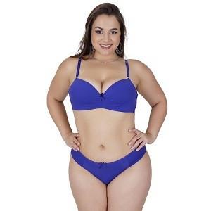 DESCRIÇÃO DO PRODUTO: Conjunto confeccionado em microfibra de poliamida lisa.Soutien com bojo, laço de cetim na parte da frente, com alças fixas e reguláveis e fecho duplo para que... 