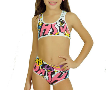 Lindo conjunto infantil feito em cotton estampado, soutien nadador estilo top, calçolinha com viés nas pernas e cintura com cós duplo.Nossa meninas irão adorar super... 
