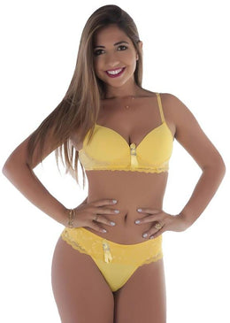 DESCRIÇÃO: Conjunto feito para uso diário para a mulher que exige conforto e qualidade no seu dia a dia.Confeccionado em poliéster, proporciona um toque macio e confortável. Com... 