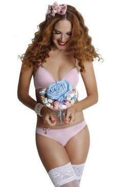 Conjunto de bojo com aro todo confeccionado em microfibra estampada. Sutian nadador com fecho na frente Alças fixas com regulagem. Calcinha em microfibra estampada, fio... 