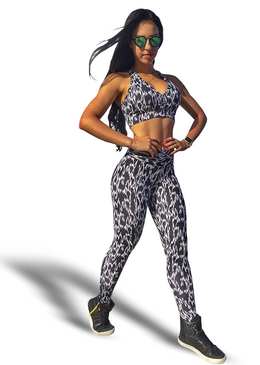 Calça Legging confeccionada em Supplex Poliamida Fitness com fio de elastano da marca Lycra Original de alta qualidade para academia e para o uso no seu dia a dia! Tecido em Supplex... 