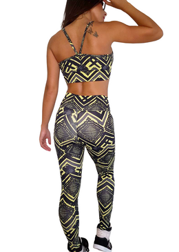 Calça Legging confeccionada em Supplex Poliamida Fitness com fio de elastano da marca Lycra Original de alta qualidade para academia e para o uso no seu dia a dia! Tecido em Supplex... 