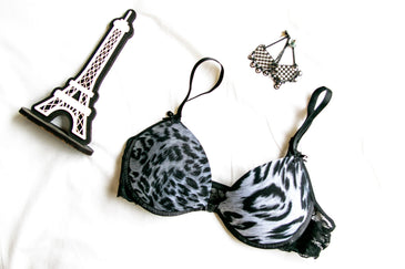 Soutien de romantic com pala em renda , Alças reguláveis para o seu maior conforto, CORES : VARIADAS EM PRETO DE ONÇA E BRANCO COM... 