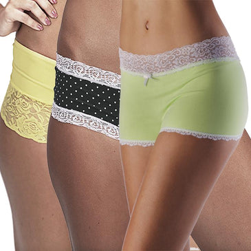 O Kit contém 40 calcinhas sortidas em diversos modelos, cores e tamanhos Dessa forma o Kit garante a você revendedora, uma gama maior de artigos... 