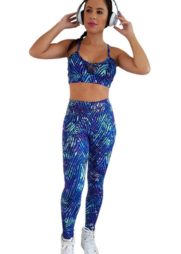 Calça Legging confeccionada em Supplex Poliamida Fitness com fio de elastano da marca Lycra Original de alta qualidade para academia e para o uso no seu dia a dia! Tecido em Supplex... 