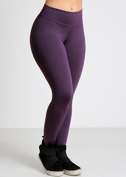 CALÇA FUSÔ FITNESS Sempre andando na moda, para te deixar mais bonita.Perfeita para aquela atividade física ou um passeio no dia a dia. Muito elegante e confortável . Composição:90% poliéster... 