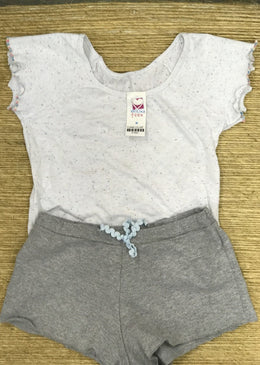 Pijama infantil com camisa de malha com pontinhos coloridos e short de moleton, bainha toda colorida, cirando um visual super legal. Lacinho do short colorido.tecido... 