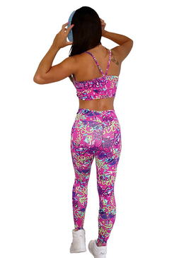Calça Legging confeccionada em Supplex Poliamida Fitness com fio de elastano da marca Lycra Original de alta qualidade para academia e para o uso no seu dia a dia! Tecido em Supplex... 