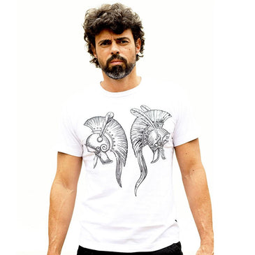 A camiseta masculina é confeccionada em malha 100% algodão Premium, estampa feita com tintas especiais, amaciada e com acabamento reforçado.Com referências ligadas ao skate, ao... 