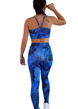 Calça Legging confeccionada em Supplex Poliamida Fitness com fio de elastano da marca Lycra Original de alta qualidade para academia e para o uso no seu dia a dia! Tecido em Supplex... 