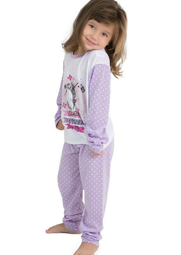 O pijama longo infantil em malha é um conjunto super confortável, que proporcionará excelentes noites de sonos para as pequenas.As famosas bolinhas, não podem faltar... 
