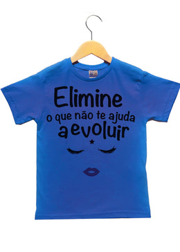 Camiseta JOSS Estampada. - Tipo de Produto: Camiseta - Modelagem: Reta- Manga: Curta - Estampas: Digital- Gola: Redonda - Composição: 100 % Algodão - Tipo de Tecido: Malha 