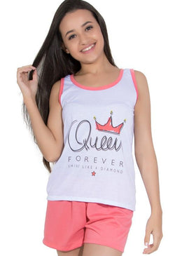 Baby-doll confeccionado em malha, tecido macio e confortável. Camiseta estampada, com alças largas, decote discreto com acabamento em viés.  Shortinho com cintura de elástico, em... 