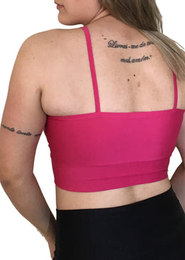 Top Trançado Top com detalhes em tiras trançados no bustoTop em Suplex de Poliéster com bojo  Composição92% Políester com 8% de Elastano  Tamanho ÚNICO)Veste do 36 ao... 