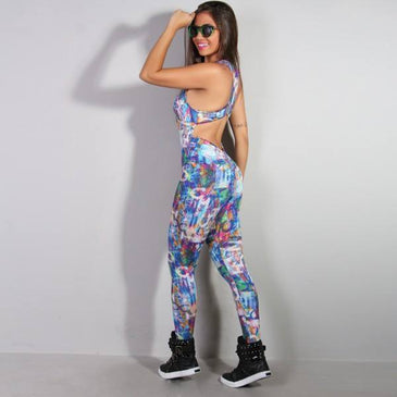 Macacão fitness confeccionado em poliéster estampado de ótima qualidade. Marca: CariocaFitComposição: 90% Poliéster e 10% Elastano 