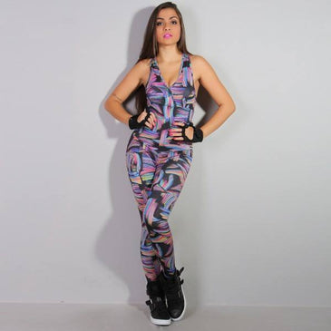 Macacão fitness confeccionado em poliéster estampado de ótima qualidade. Marca: CariocaFitComposição: 90% Poliéster e 10% Elastano 