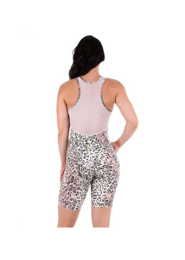 Macacão Fitness Evelyn com Bojo e Tule Estampado, modelando o corpo feminino para correr, caminhar, malhar na Academia, no Crossfit, Funcional, nas aulas de Pilates,... 