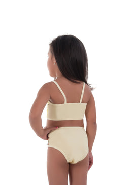 Lindo conjunto infantilSuper confortávelCompre um dos nossos Produtos e conheça Pessoalmente nosso trabalhoE nossas Variedades de lingerie moda intima!!Você ira Amar! Ainda seja um Revendedor... 
