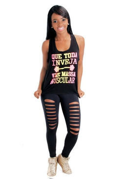 REGATA NAOMI É UM MODELO FITNESS , CONFECCIONADA EM VISCO VAZADA, TECIDO COM MICRO FUROS QUE AJUDAM NA TRANSPIRAÇÃO.SOLTINHA , CONFORTÁVEL E RECORTE NADADOR NAS COSTAS... 